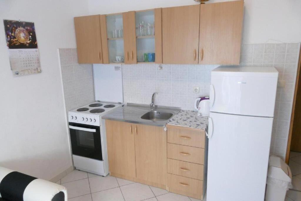 Apartments Jasmin Barbat na Rabu Εξωτερικό φωτογραφία