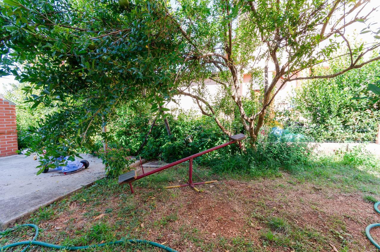 Apartments Jasmin Barbat na Rabu Εξωτερικό φωτογραφία
